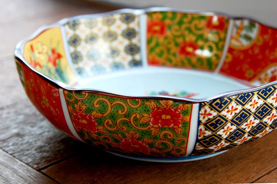 Ornate patterned porcelain bowl